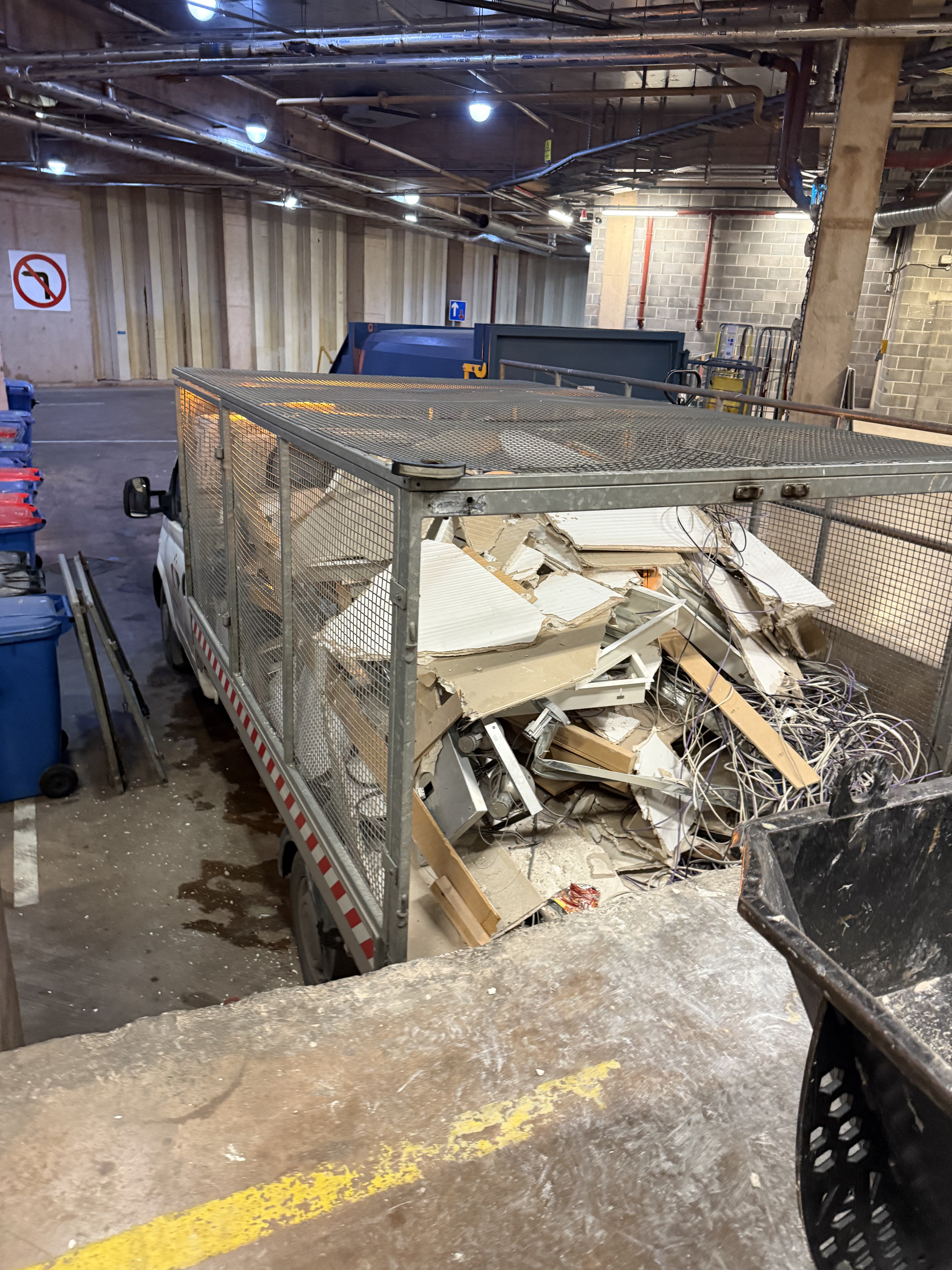 Wait & Load rubbish removal vehicle kerbside